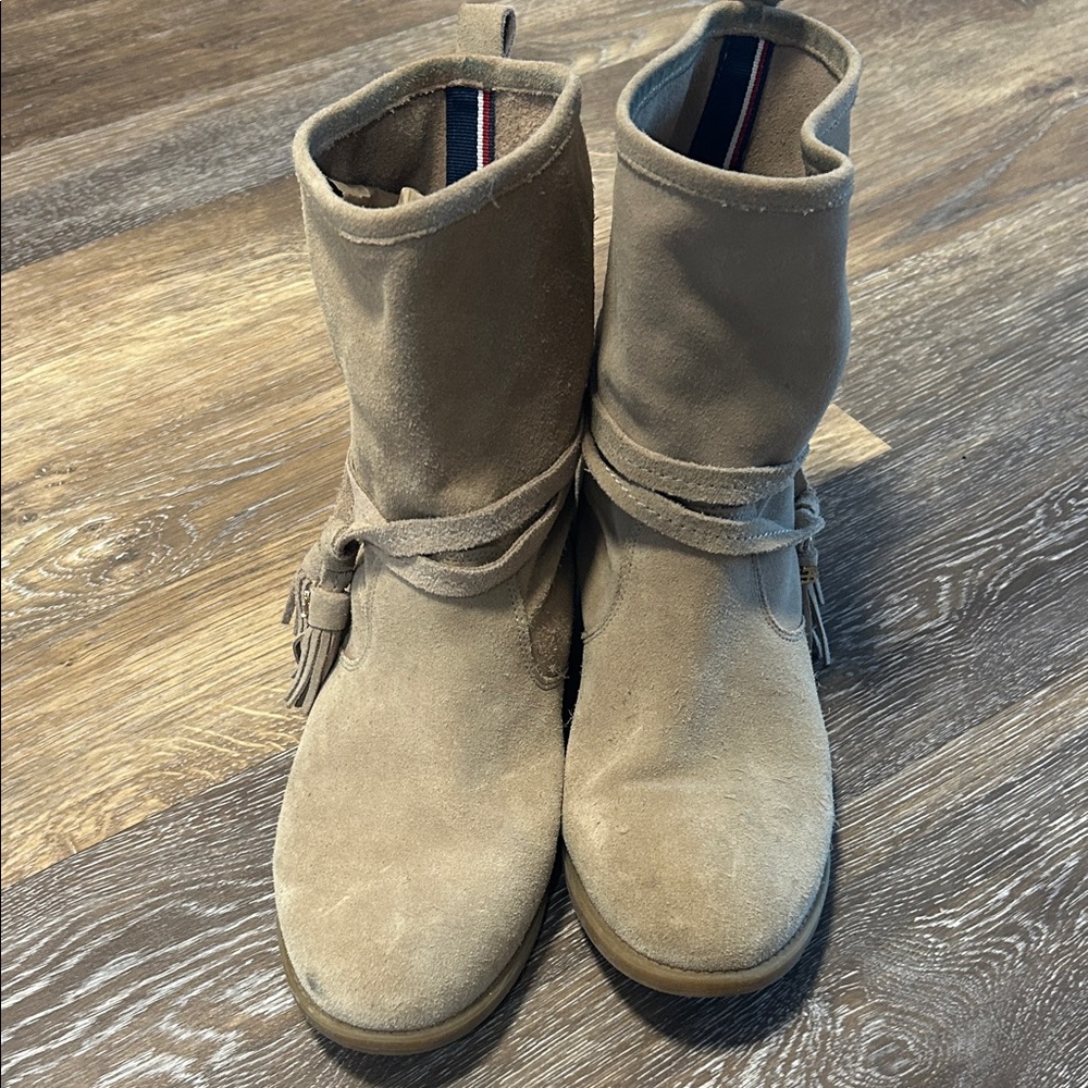 Tommy Hilfiger Beige Suede Ankle Boots